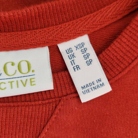 D&Co. Active Terry Tunic in Spice Red Size XS Petite Red Sweatshirt Pullover - Picture 7 of 8